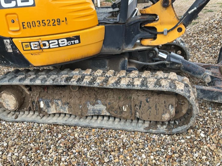 2017-jcb-8029cts-image-26