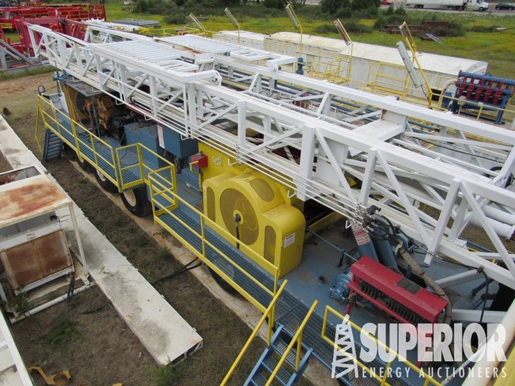 2011-caterpillar-c15-image-5