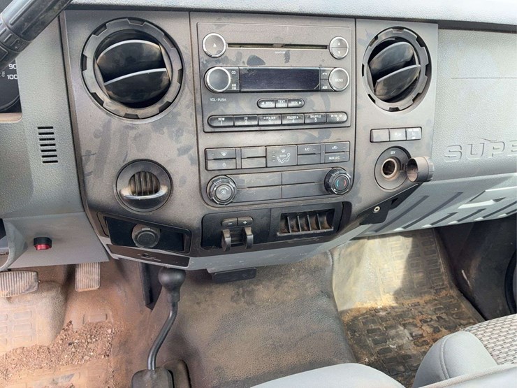 2014-ford-f250-image-26