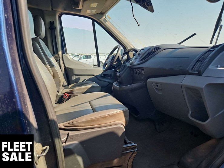 2019-ford-transit-image-15