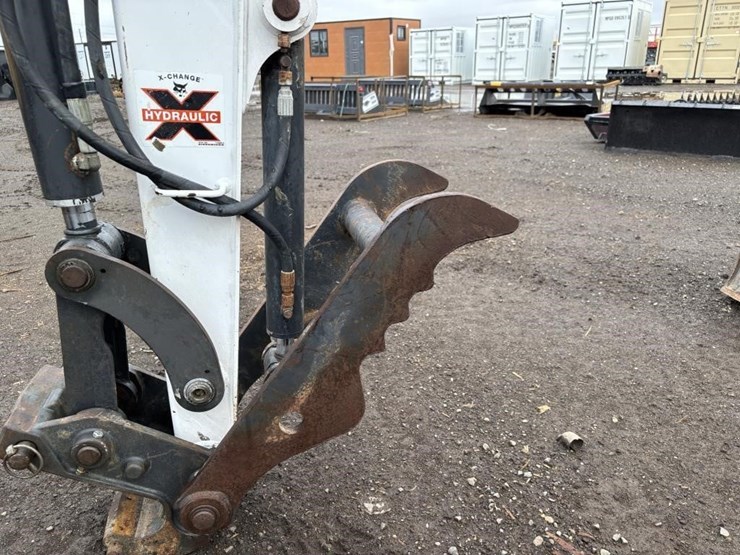 2019-bobcat-e32i-image-15