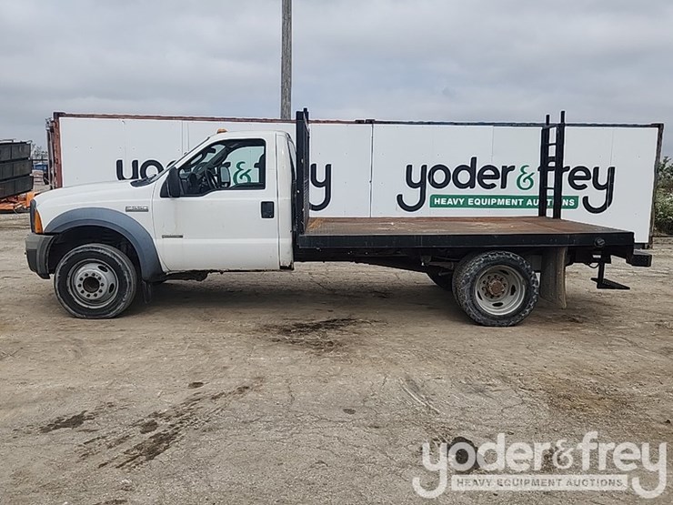2005-ford-f550-image-2
