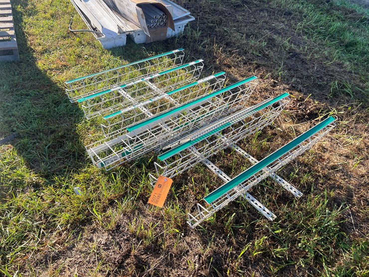 #5071-•-hanging-wire-rack-image-1