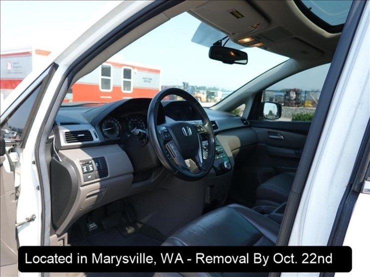 2011-honda-odyssey-image-6