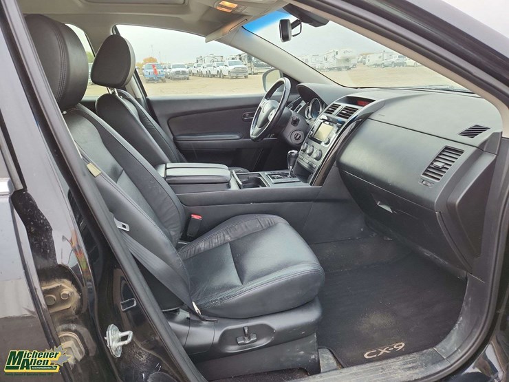 2014-mazda-cx9-image-18