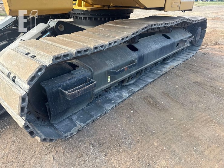 2018-caterpillar-325flcr-image-24