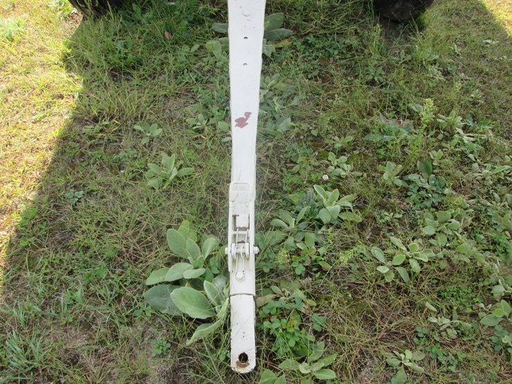 #5027-•-kilbros-200-bushel-gravity-box-image-9