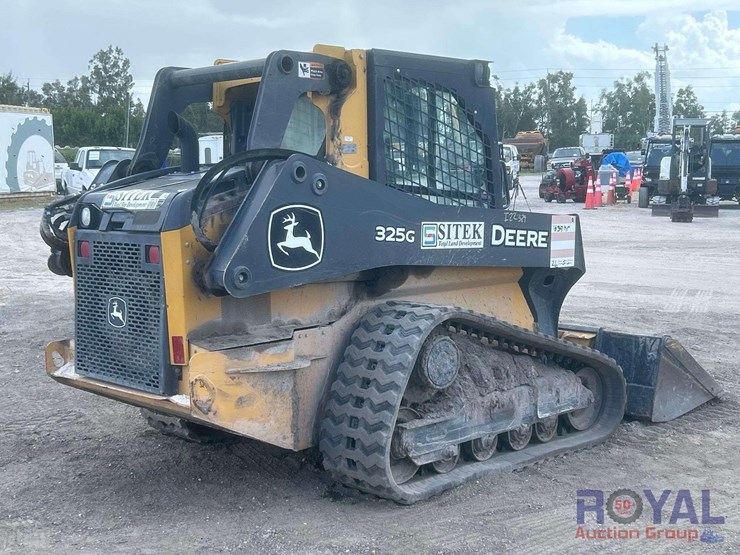 deere-325g-image-3