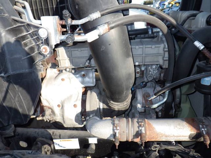 2020-freightliner-cascadia-126-image-14
