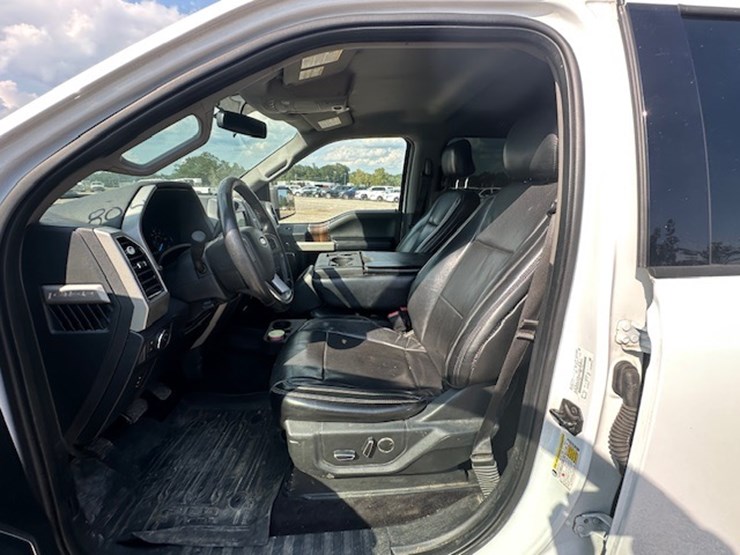 2017-ford-f150-lariat-image-38