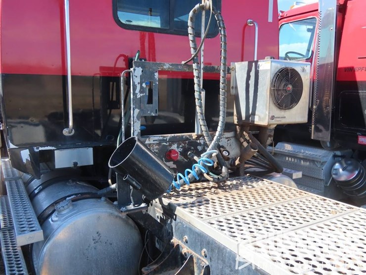 2013-western-star-4900-image-5