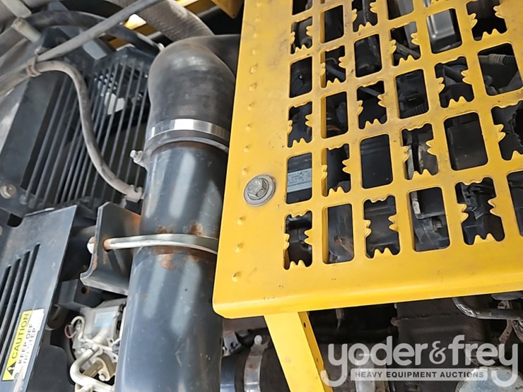 2018-komatsu-pc390-lc-11-image-35