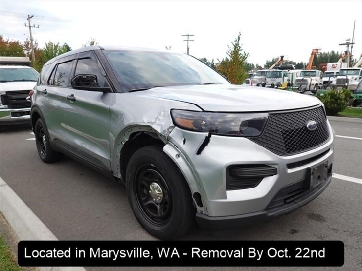 2020-ford-explorer-image-13