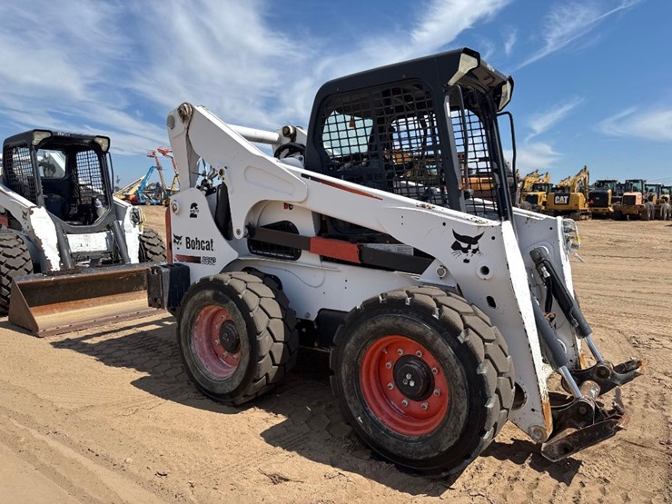 2016-bobcat-s850-image-4