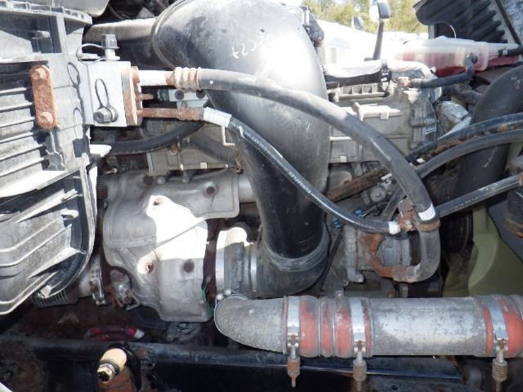2019-freightliner-cascadia-125-image-14