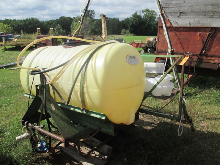 #5039-•-200-gallon-3-point-sprayer-image-2