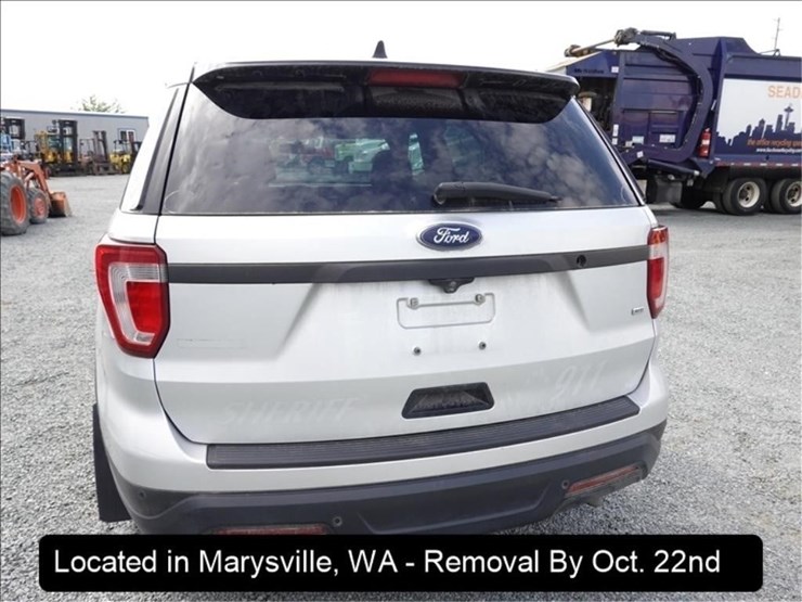 2018-ford-explorer-image-18