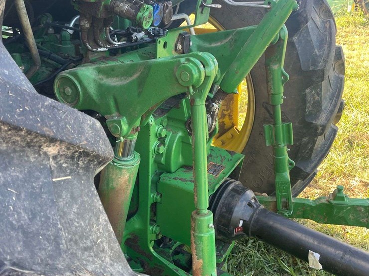 2022-john-deere-6135e-image-20
