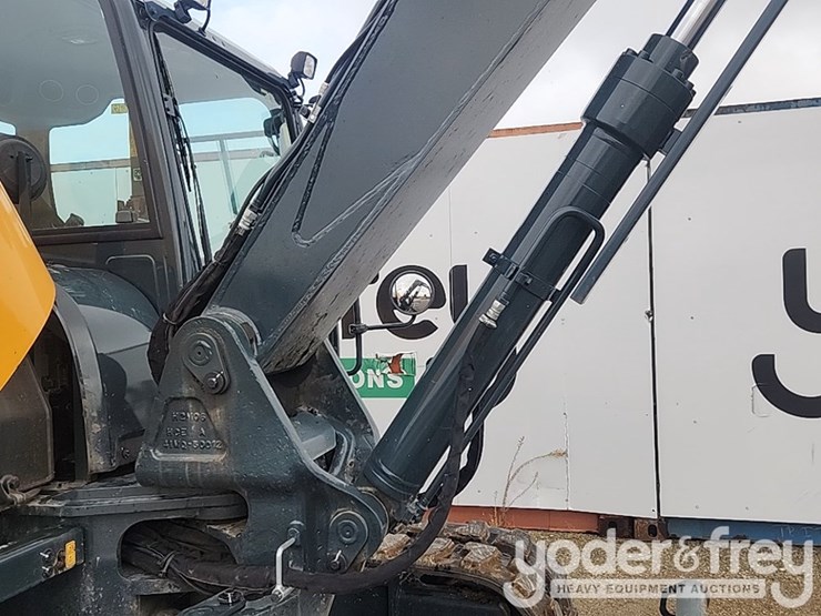 2023-hyundai-hx85a-image-14