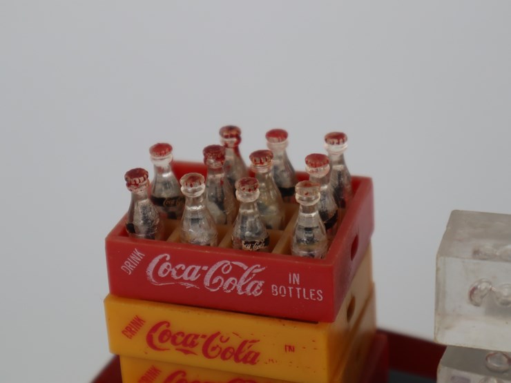 #103-•-#4202-•-vintage-coca-cola-14-bottles-horse-drawn-wagon-die-cast-collectible-image-3