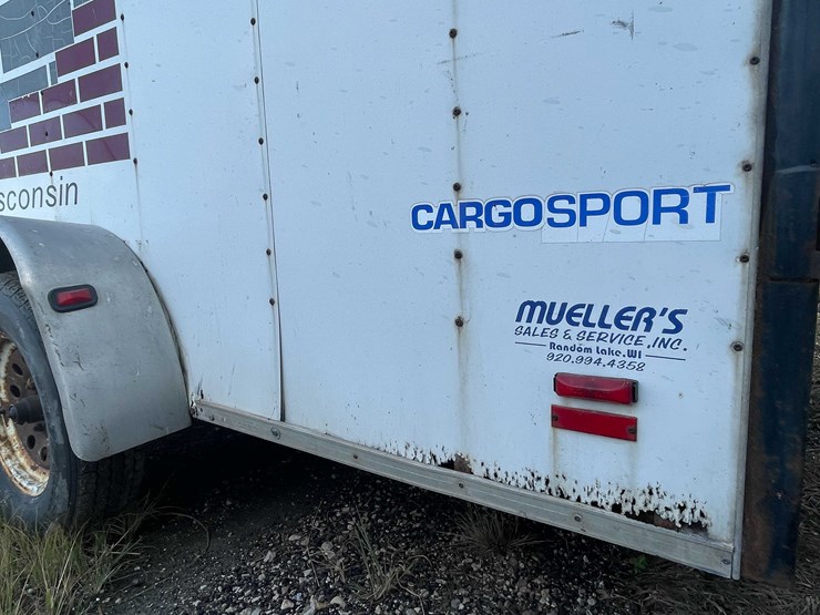 #1895-•-pace-16'-enclosed-dual-axle-trailer-(has-wi-title)-image-37
