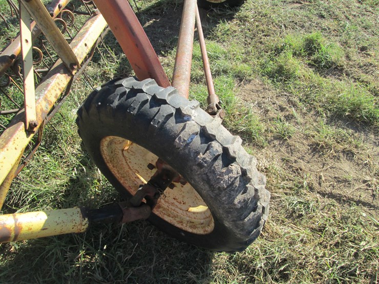 new-holland-256-image-6
