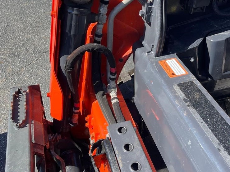 2024-kubota-svl75-3-image-15