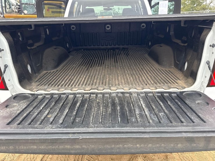 2019-chevrolet-silverado-image-14
