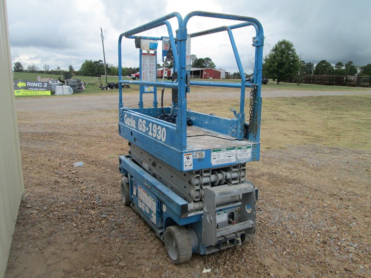 genie-gs1930-image-4