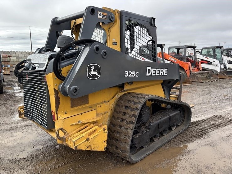 deere-325g-image-3