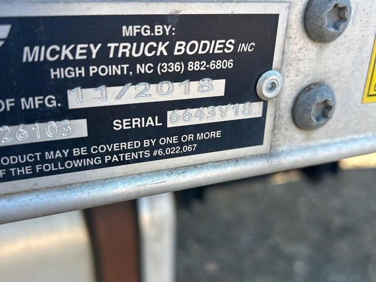 2019-hino-268-image-19