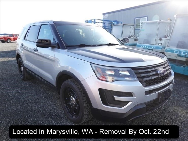 2018-ford-explorer-image-13