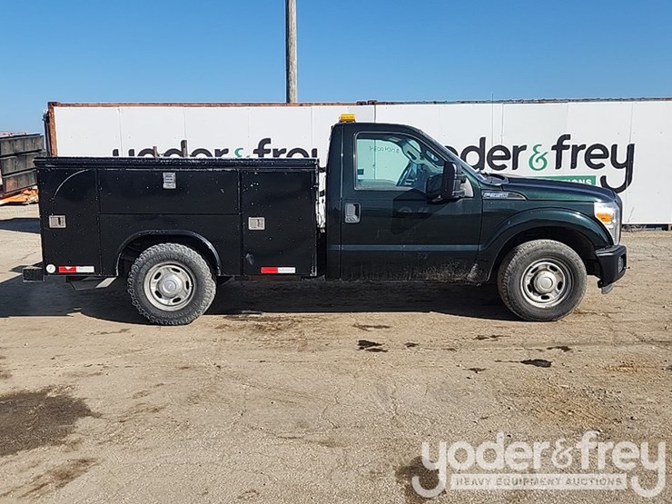 2016-ford-f350-xl-image-5