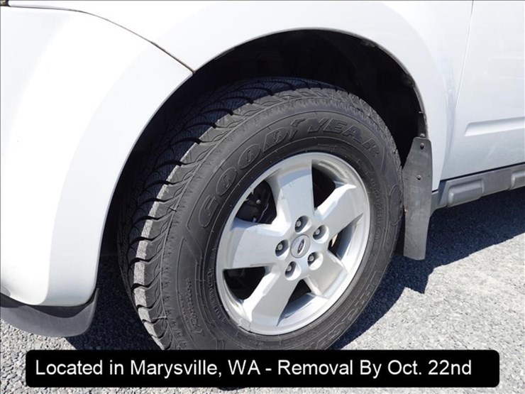 2012-ford-escape-image-16