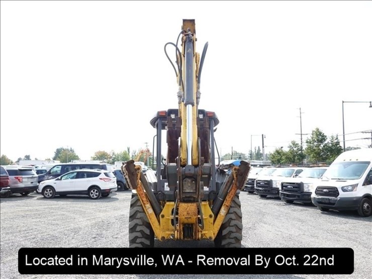 2017-new-holland-b95c-image-32