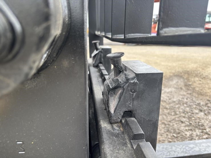 2016-caterpillar-2c6000-image-10