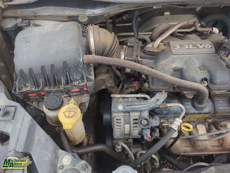 2010-dodge-grand-caravan-sxt-image-24