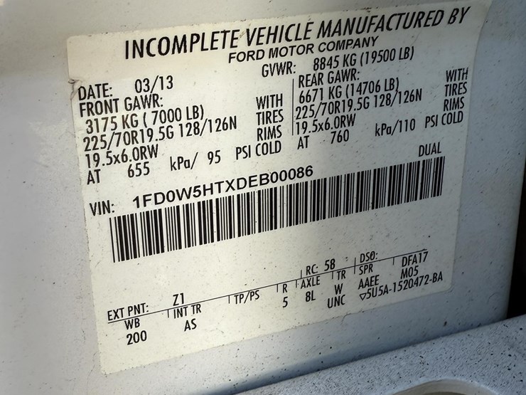 2013-ford-f550-sd-image-13