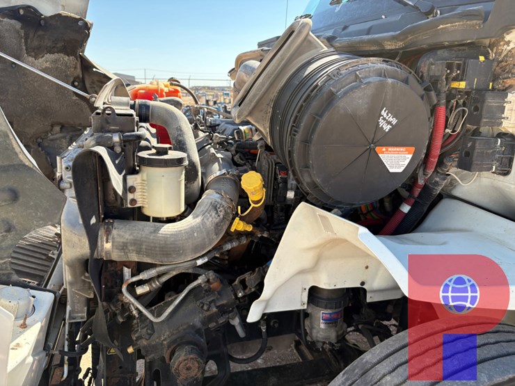 2018-international-transtar-8600-image-9