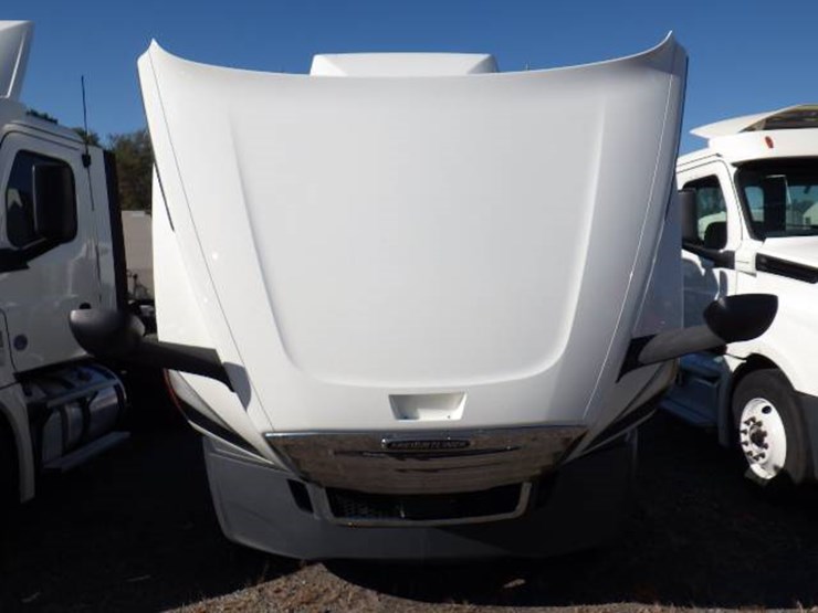 2018-freightliner-cascadia-126-image-14