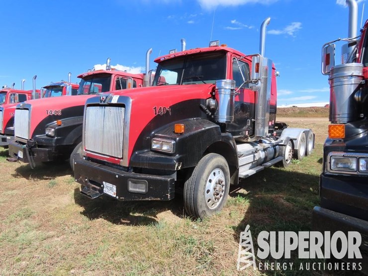 2011-western-star-4900-image-1