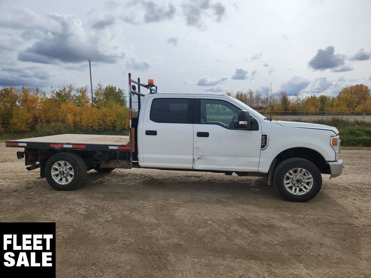 2021-ford-f350-image-23