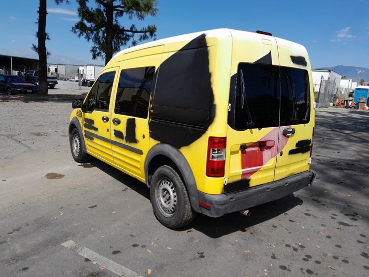2010-ford-transit-connect-image-4