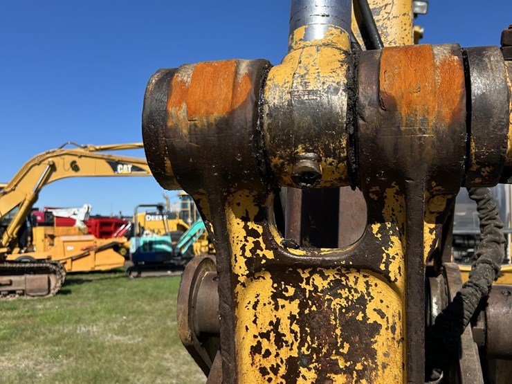 deere-200-lc-image-20
