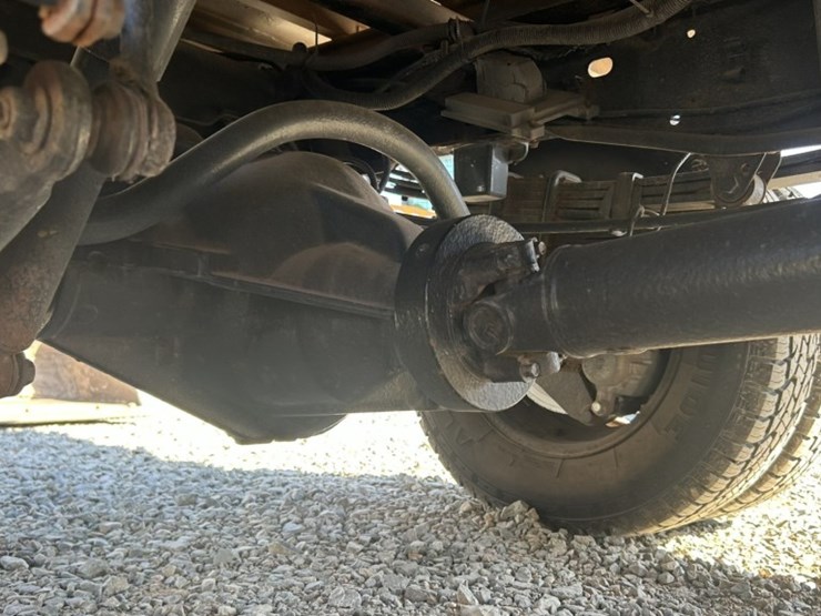2008-chevrolet-silverado-3500-image-28
