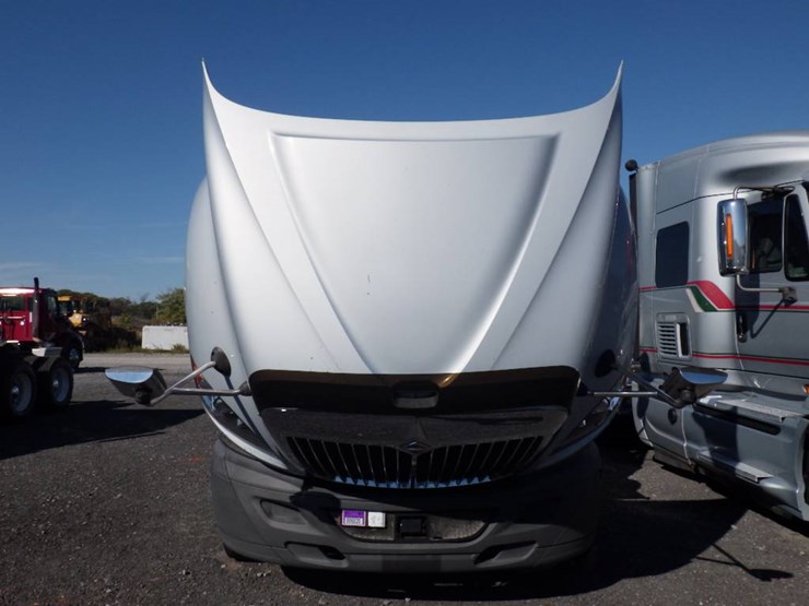 2015-international-prostar-image-18