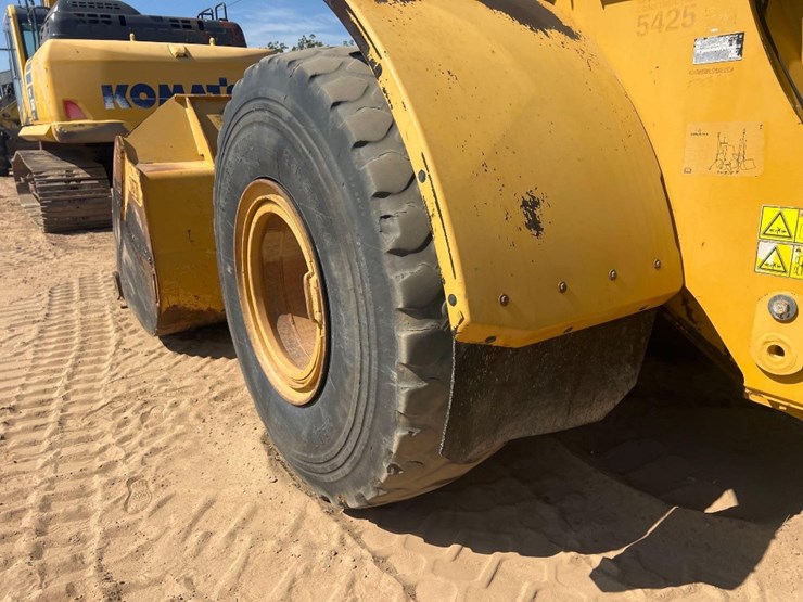 2016-caterpillar-950m-image-31