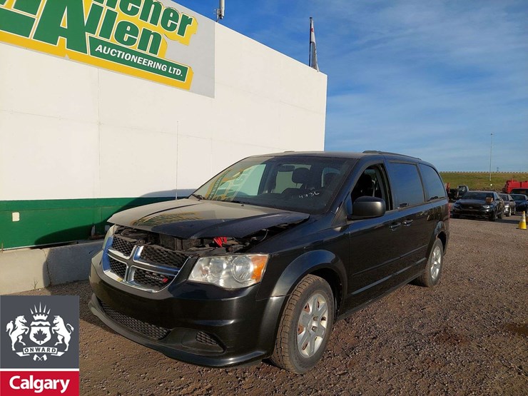 2013-dodge-grand-caravan-image-1
