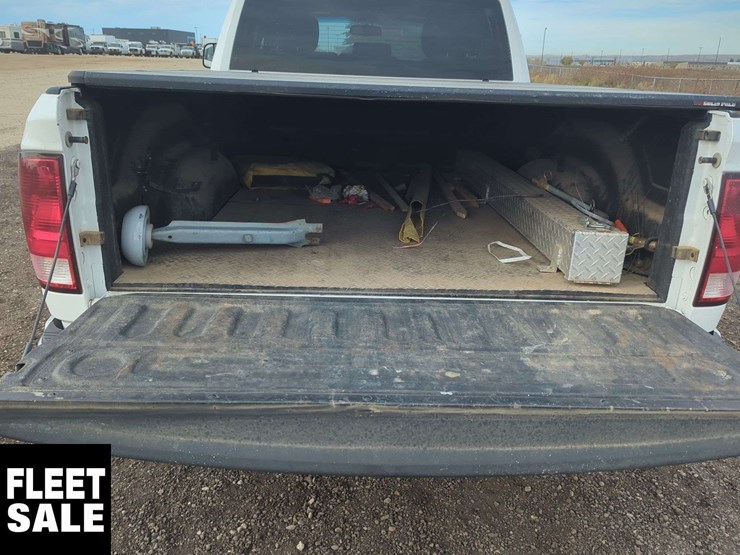 2012-ram-1500-slt-image-29