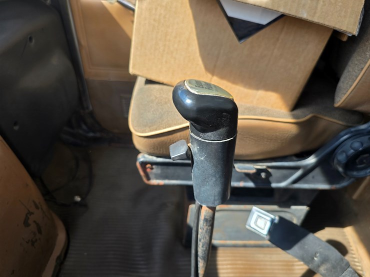 1994-ford-lta9000-image-111